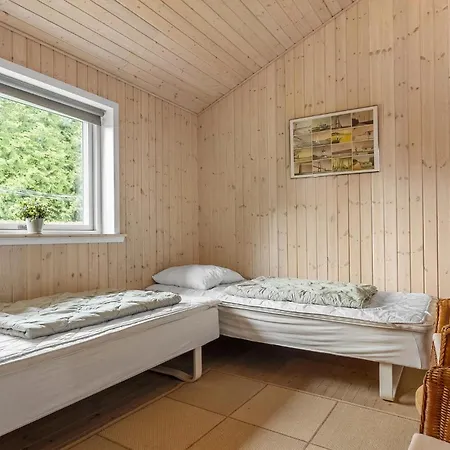 Casa de Férias Stunning Home In Haderslev With Sauna