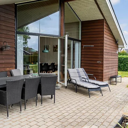 Casa de Férias Stunning Home In Haderslev With Sauna *